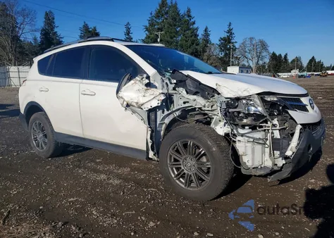 2013 Toyota Rav4 Le z USA, uszkodzony, nr VIN JTMBFREVXDD043498